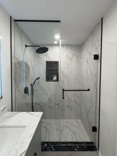 bath-room-and-glass (1)